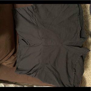 Maternity shorts